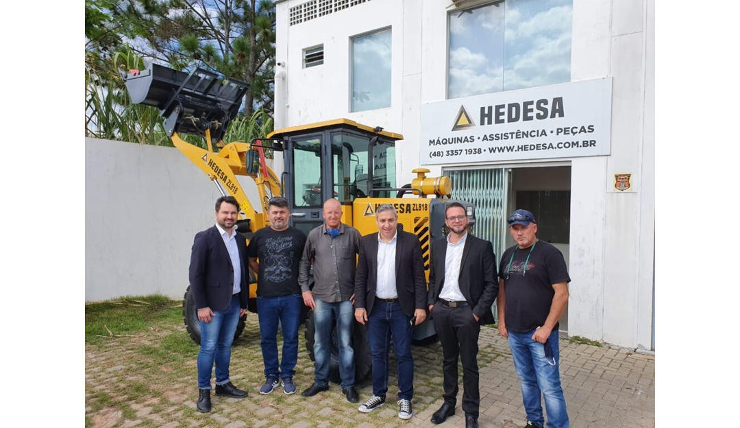 COMUNIDADE HEDESA: Prefeitura de Armazém/SC visita showroom da HEDESA para conhecer de perto o equipamento a ser entregue nos próximas dias