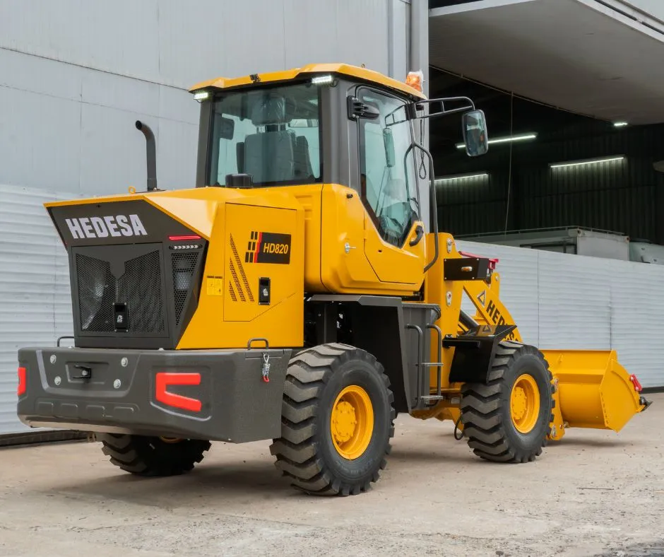 Pá Carregadeira HEDESA HD820