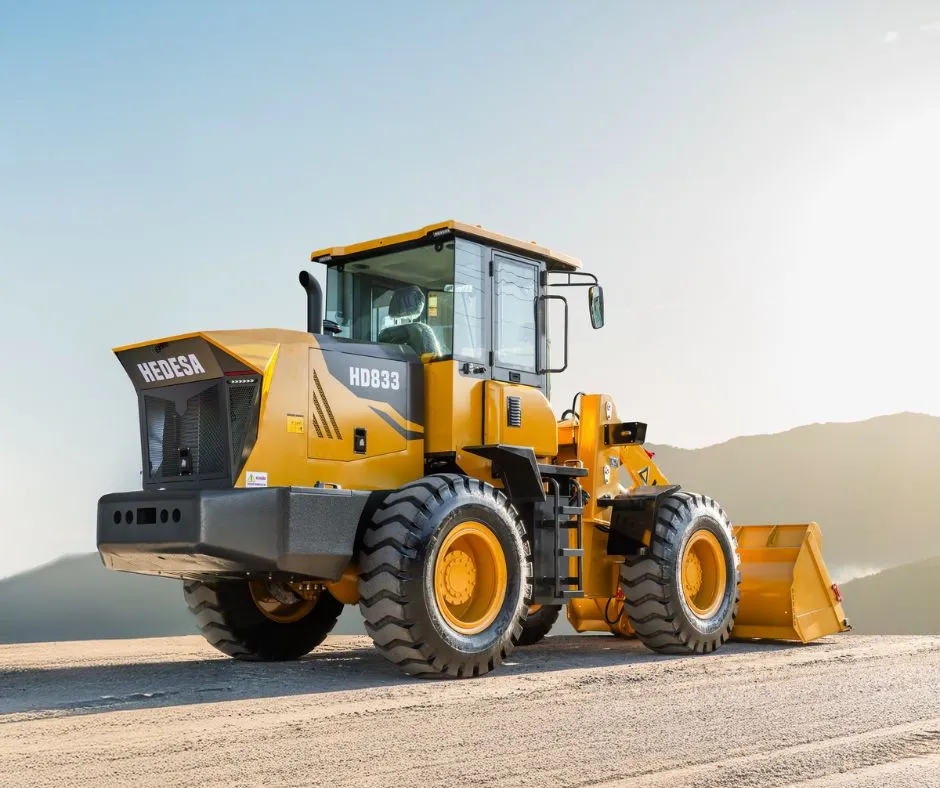 Pá Carregadeira HEDESA HD833